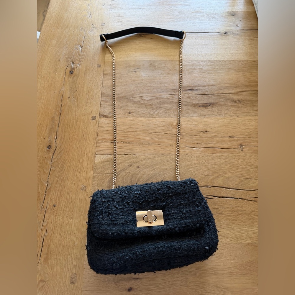 H&M Black Tweed Crossbody Bag with Gold Chain